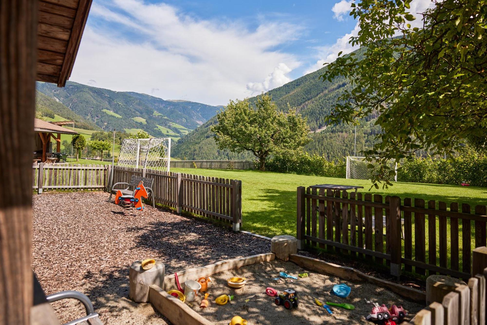 Ferienpension Zummuellerhof Natz-Schabs Exterior foto